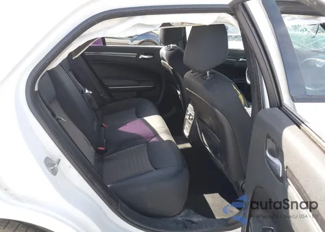 2019 Chrysler 300 Touring из США, поврежденный, VIN 2C3CCAAG4KH577722